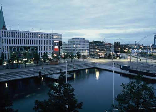 Hotel Am Schwedenkai Kiel Extérieur photo